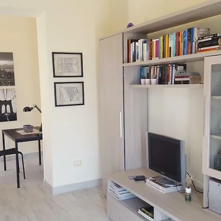 Apartment Sole Carrara